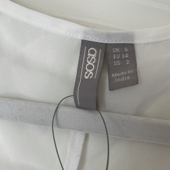 Asos recycled long sleeve wrap tie chiffon beach kimono in white - Picture 3 of 5